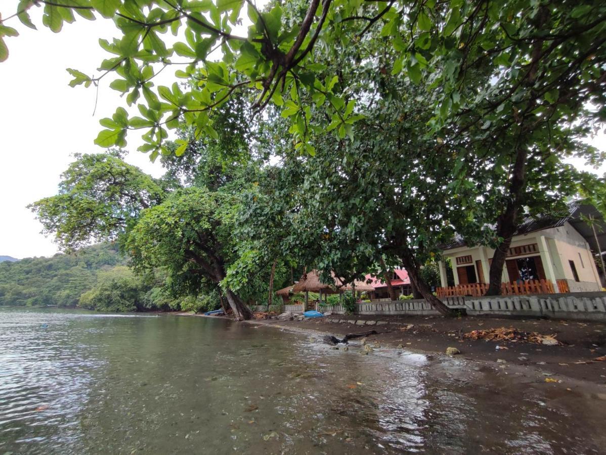 Lena House Flores Hitokalak Luaran gambar