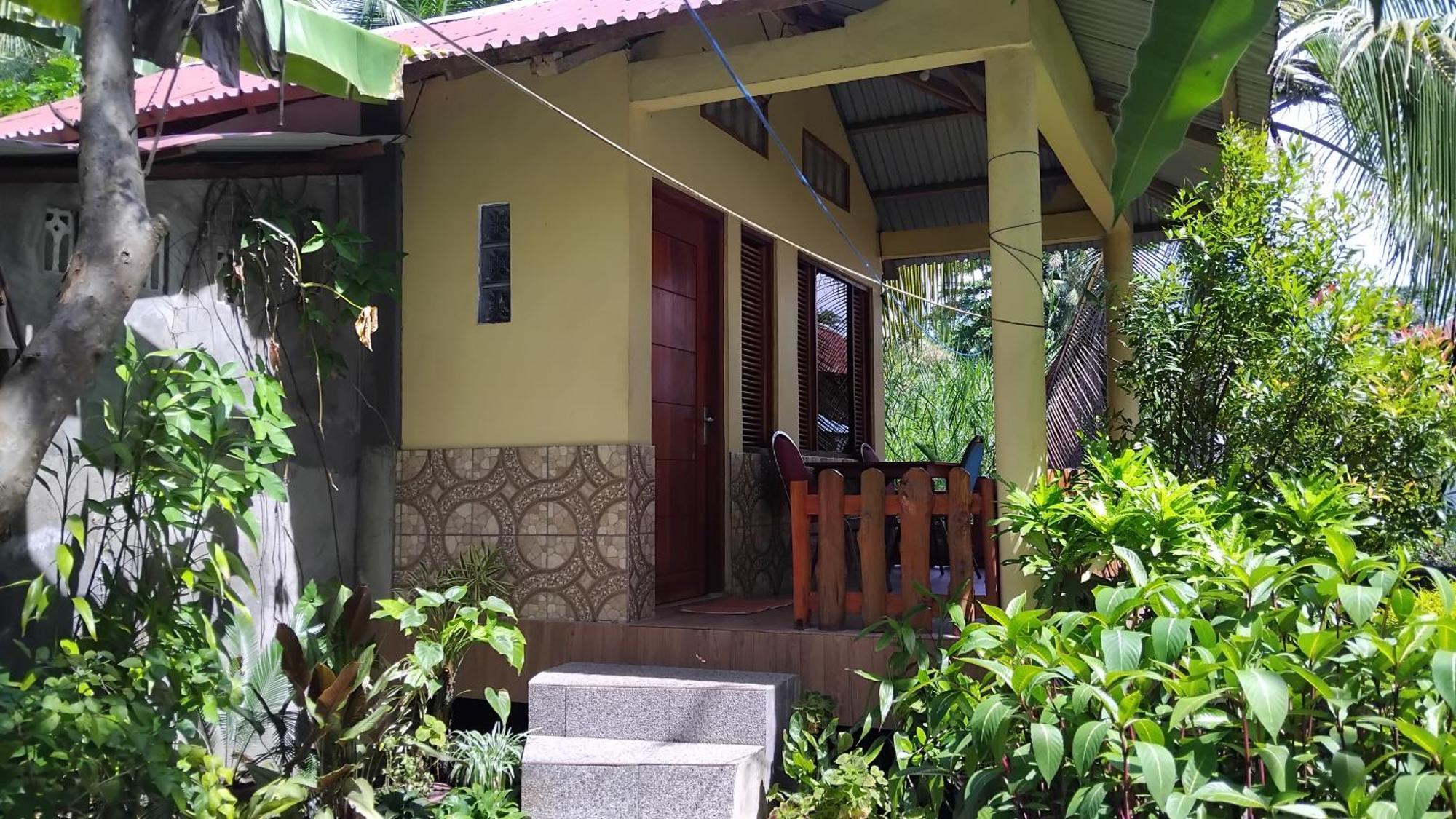 Lena House Flores Hitokalak Luaran gambar